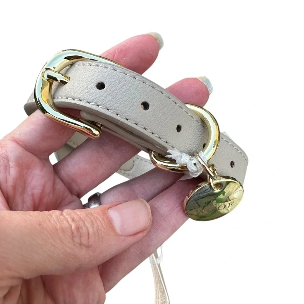 Nina Woof air tag dog Premium Dog Collar -